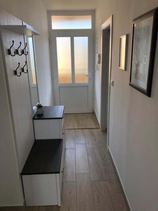 Pula Center Seaview Apartment المظهر الخارجي الصورة